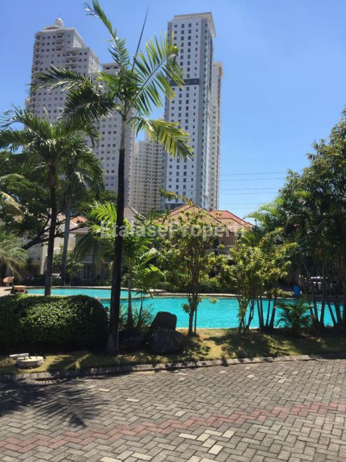 Foto properti Rumah Pakuwon Indah Villa Regency Surabaya Barat 3