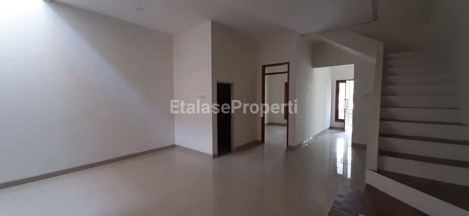 Foto properti DIJUAL Minimalis Babatan Pratama  Wiyung 4
