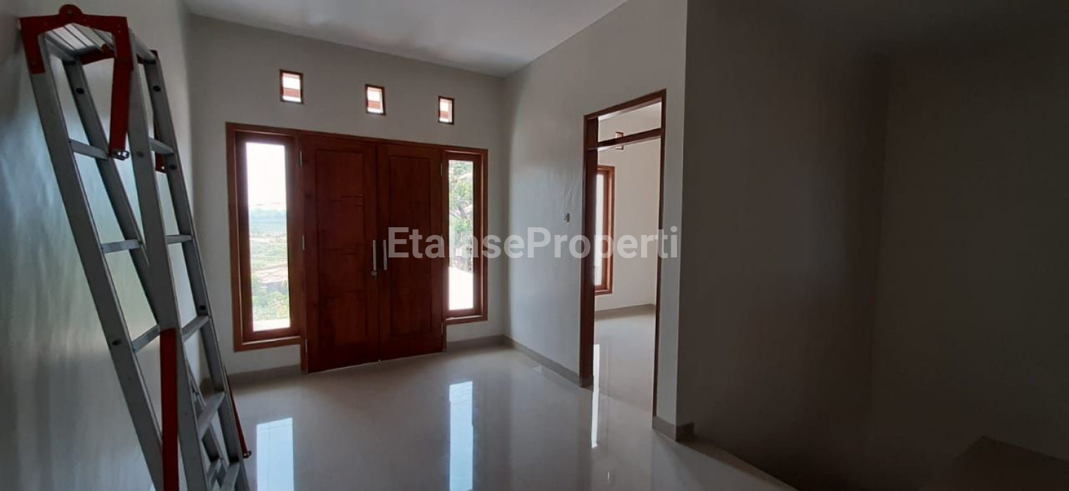 Foto properti DIJUAL Minimalis Babatan Pratama  Wiyung 5