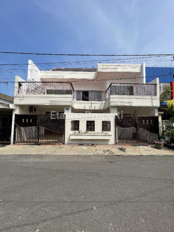 Foto properti Dijual Rumah 2 Lantai Perumahan Nirwana Baruk Utara Surabaya 2
