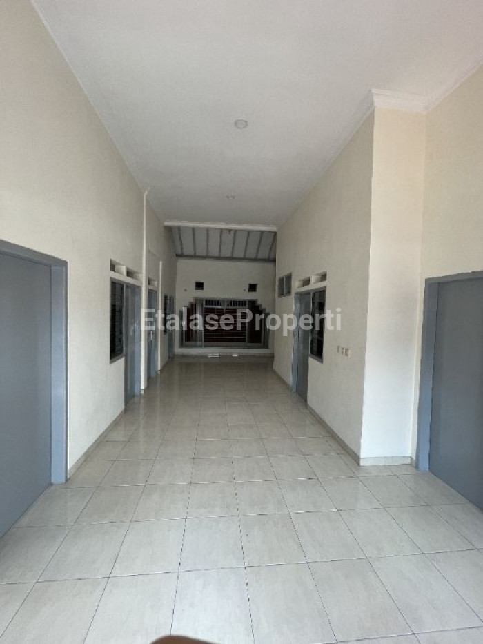 Foto properti Dijual Rumah 2 Lantai Perumahan Nirwana Baruk Utara Surabaya 9