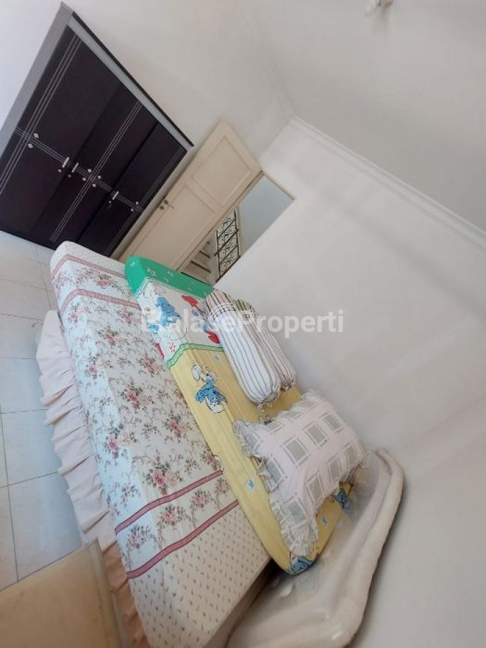 Foto properti Jarang Ada  Rumah Classic Di Raffles Garden Citraland 2