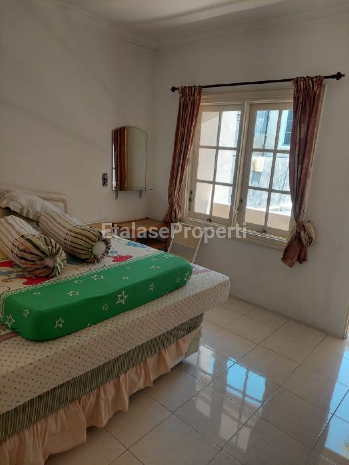 Foto properti Jarang Ada  Rumah Classic Di Raffles Garden Citraland 4