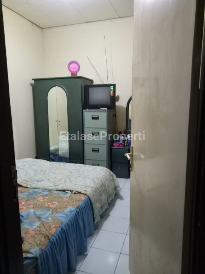 Foto properti Rumah Siap Huni Terawat Baik 9