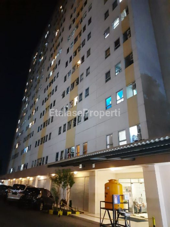 Foto properti Puncak Permai Tower B Full Furnished 2 Br 1