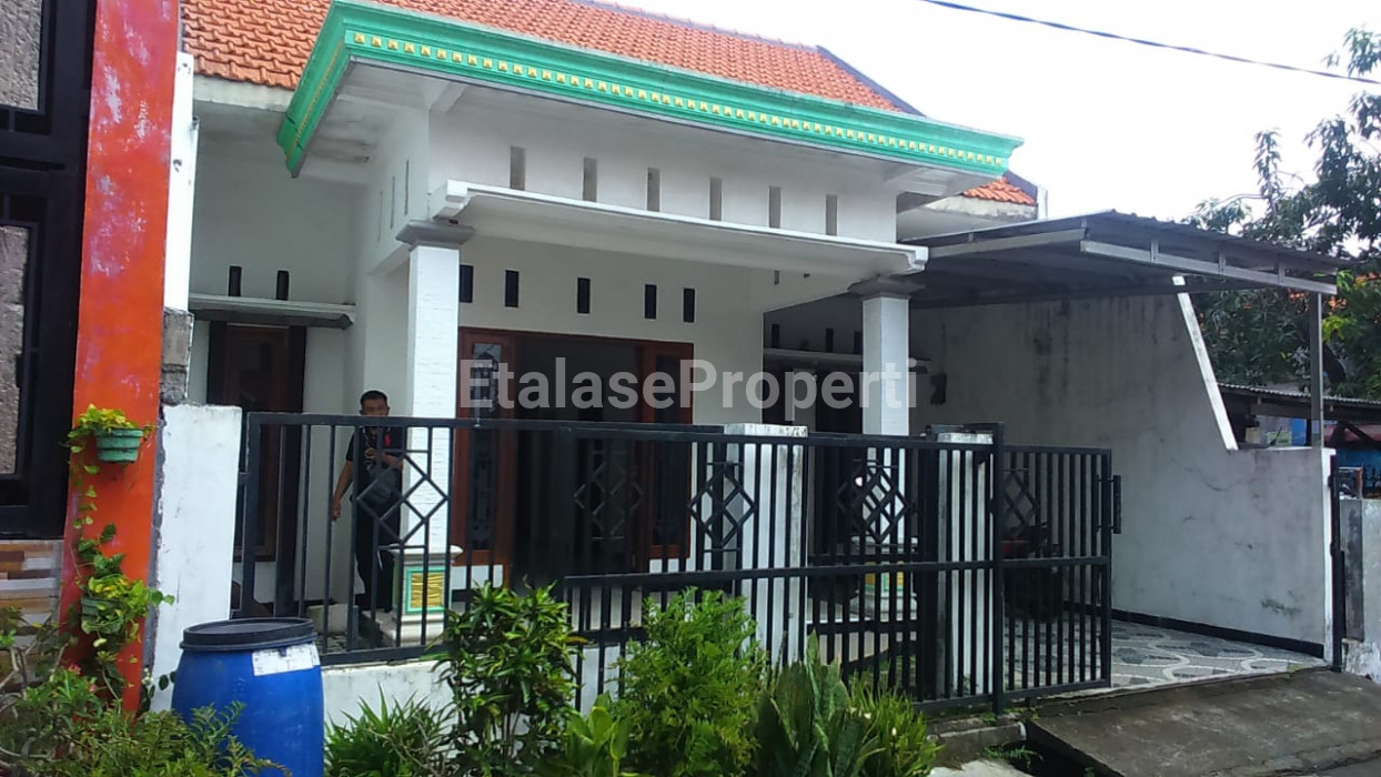 Foto properti JUAL RUMAH SIAP HUNI BERLOKASI DI JL. JAMBANGAN, SURABAYA SELATAN 1