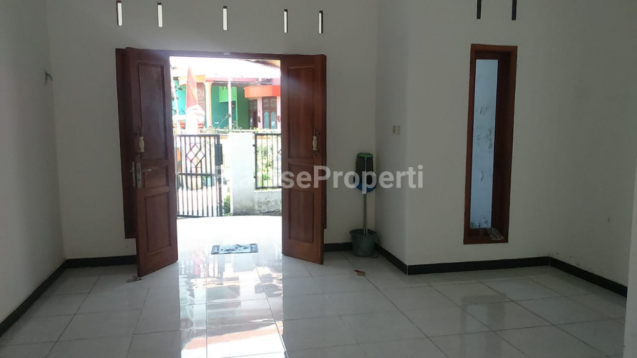 Foto properti JUAL RUMAH SIAP HUNI BERLOKASI DI JL. JAMBANGAN, SURABAYA SELATAN 2