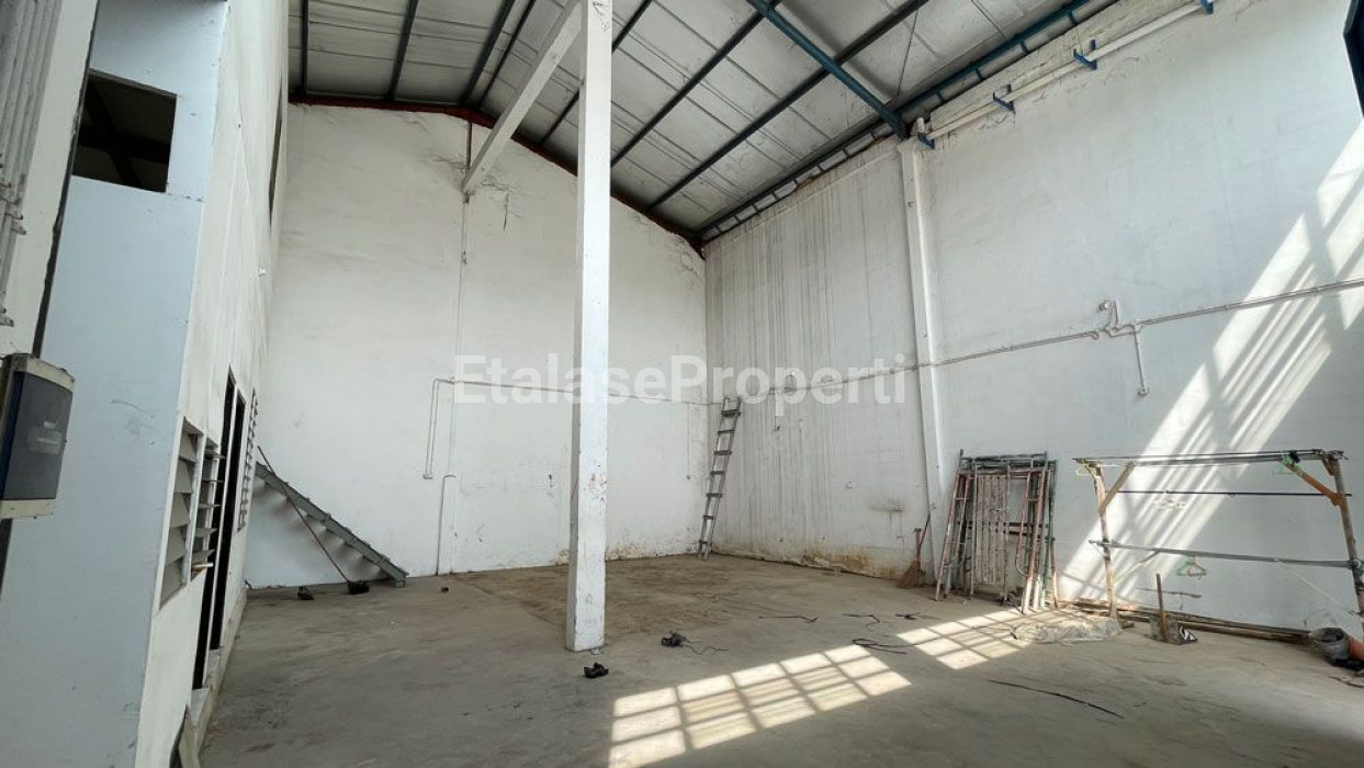 Foto properti Dijual Gudang Ritz Gate Waru Sidoarjo 5