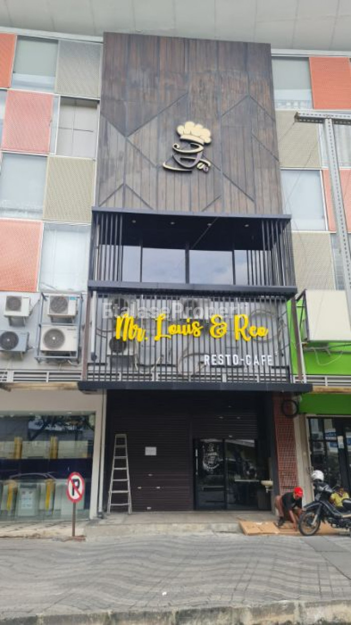 Foto properti Ruko 4lt Gwalk Citraland Surabaya Siap Pakai 1