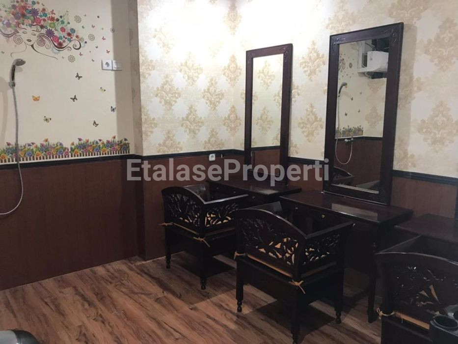 Foto properti Ruko Cocok Untuk Usaha Resto, Salon Dan Spa Di Citra Land 7