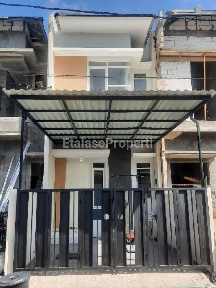 Foto properti Ready Unit Royal Paka Residence, Surabaya Timur 3