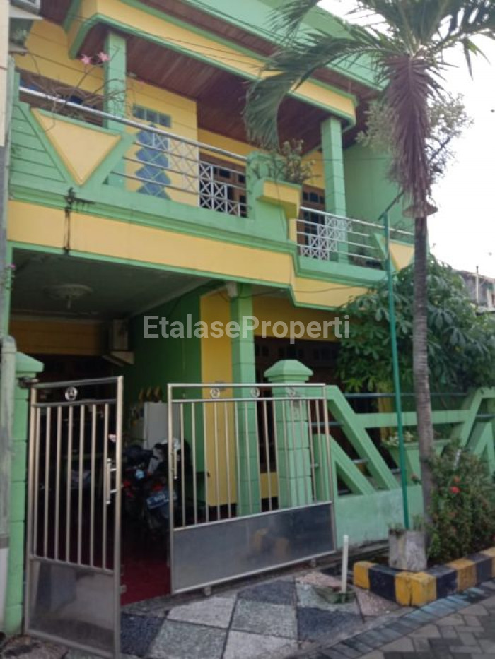 Foto properti Rumah Siap Huni Depan Taman 2