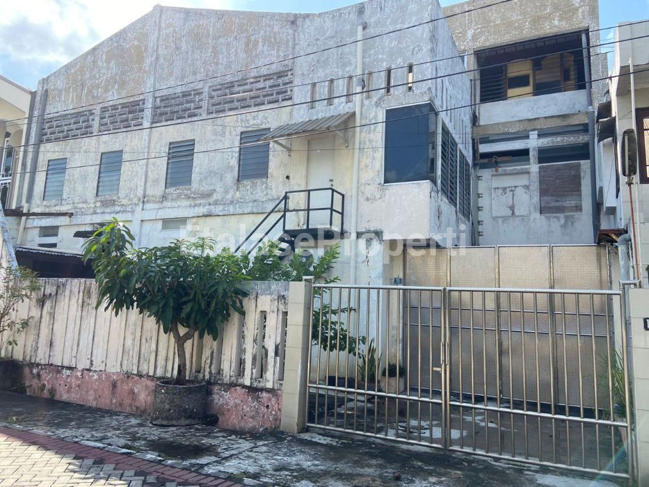 Foto properti Rumah Dan Gudang Di Gading Pantai Dijual… 2