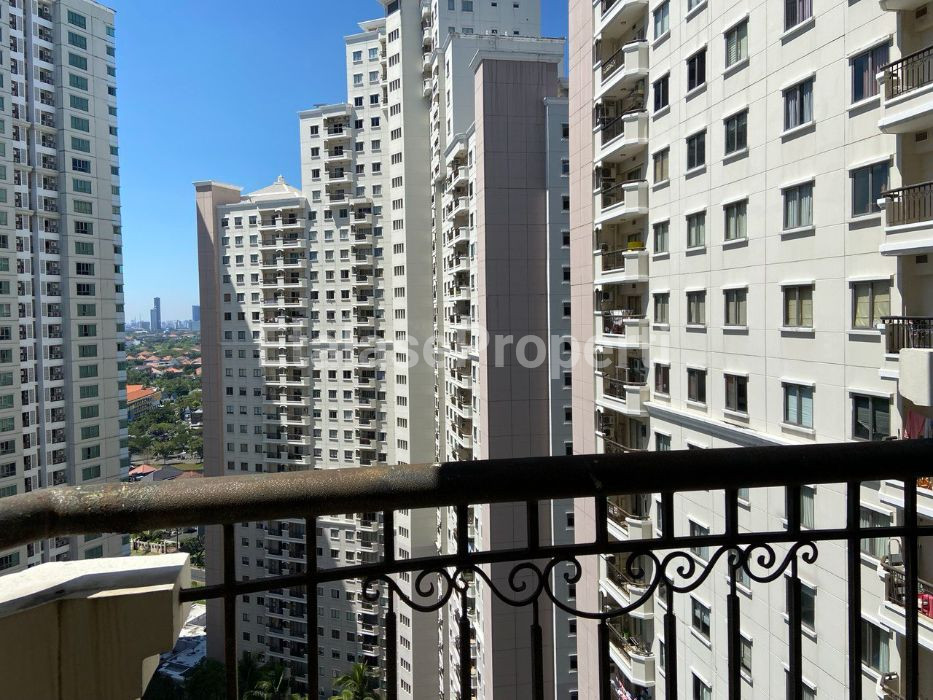 Foto properti Disewakan:  2 BR Apartment Waterplace Dekat Pakuwon Mall 7