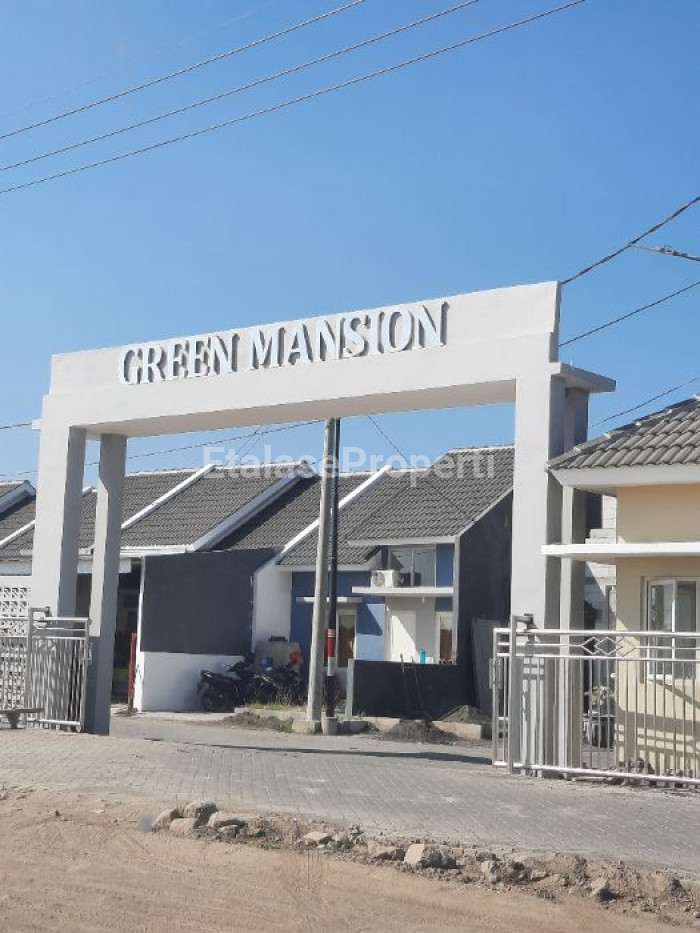 Foto properti Disewakan Rumah Green Mansion Tambak Cemandi Juanda, Sidoarjo 2