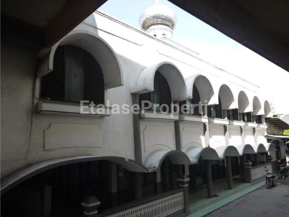 Foto properti GEDUNG DILOKASI STRATEGIS 3