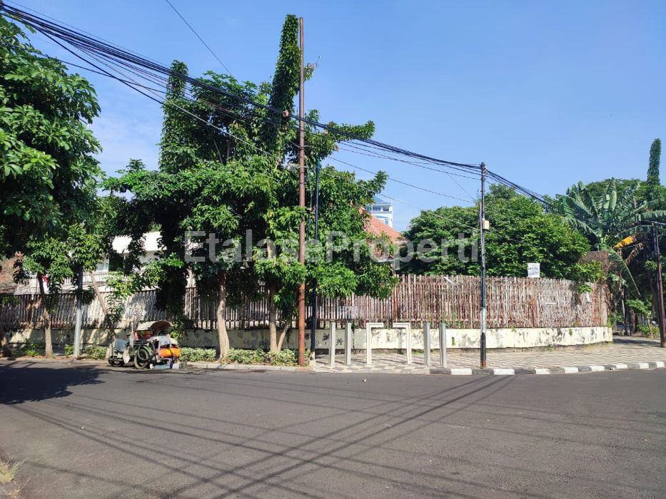 Foto properti Rumah Dijual Jl. Bengawan Surabaya Pusat 1