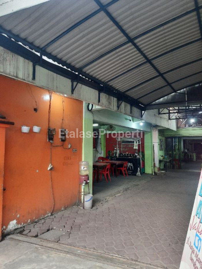 Foto properti Jual Rumah Hitung Tanah Raya Bratang Cocok Buat Usaha, Surabaya 5