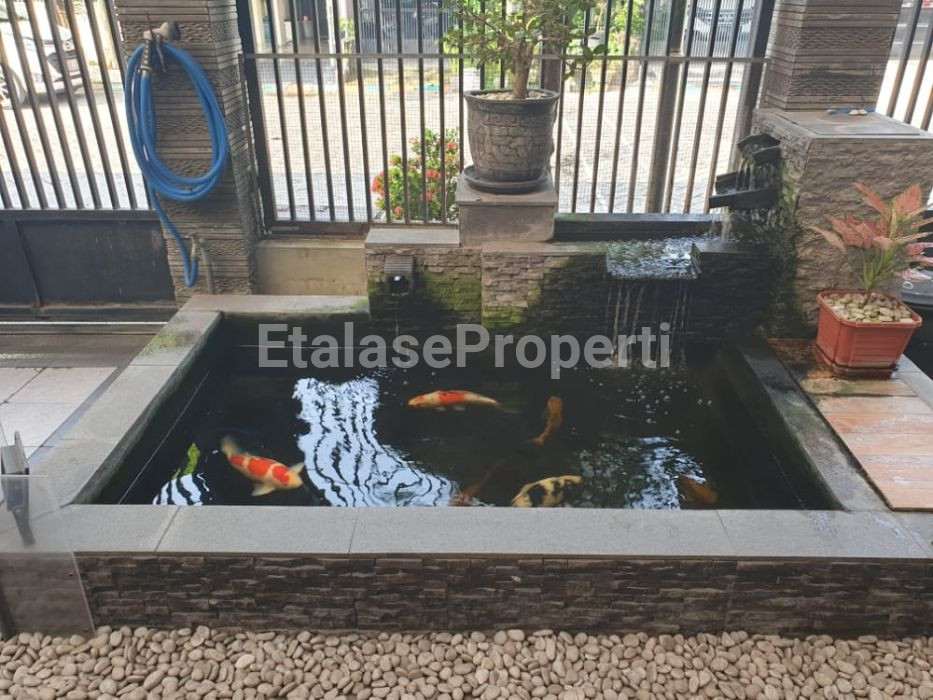 Foto properti Dijual Rumah Siap Huni Terawat Di Perumahan D'Spring Of Tomorrow Boulevard  Medaeng Sidoarjo Dekat Bungurasih Dan Akses Toll SuMo 8