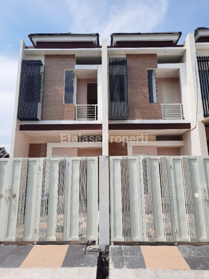 Foto properti New Minimalis Royal Paka, Surabaya Timur 1