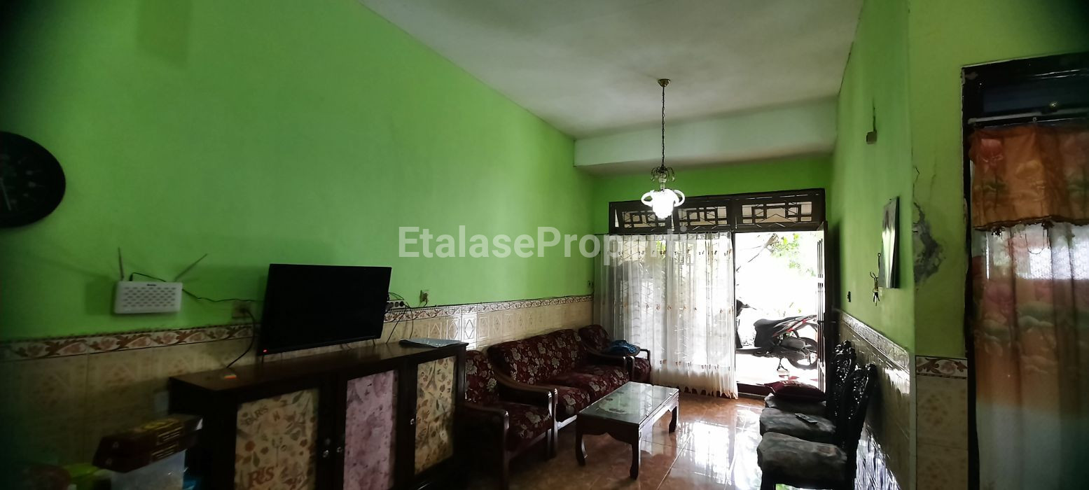 Foto properti Rumah Semolowaru Tengah, Surabaya Timur 3