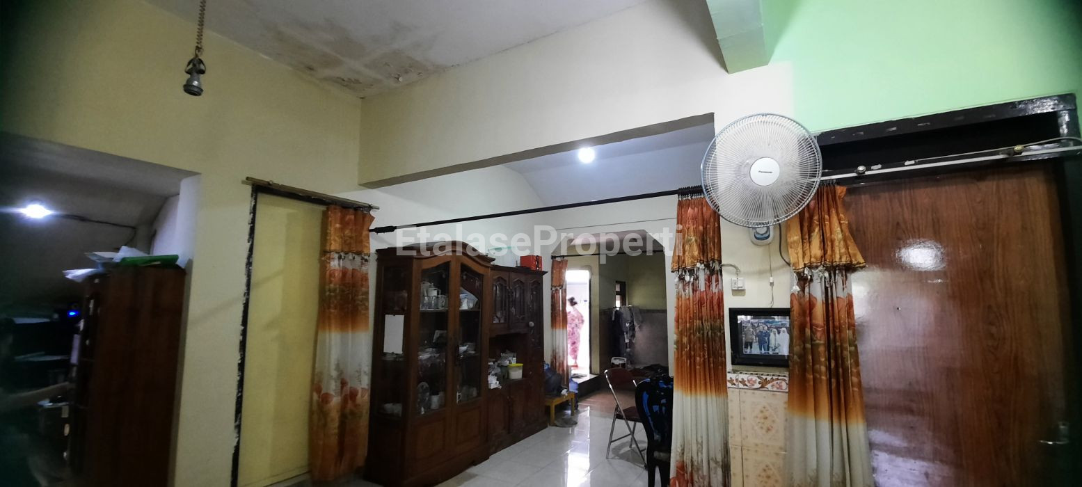 Foto properti Rumah Semolowaru Tengah, Surabaya Timur 5