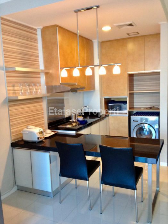 Foto properti SEWA VIA Balcony 3 Bedroom Furnished 1