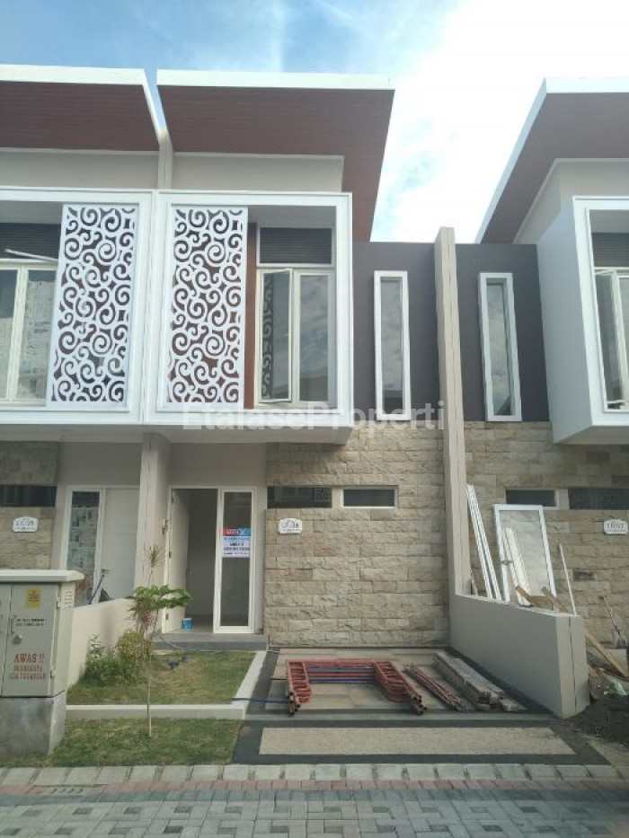 Foto properti Disewakan Rumah Puri Safira Regency CLUSTER GRAND SHANAYA Menganti Gresik 1