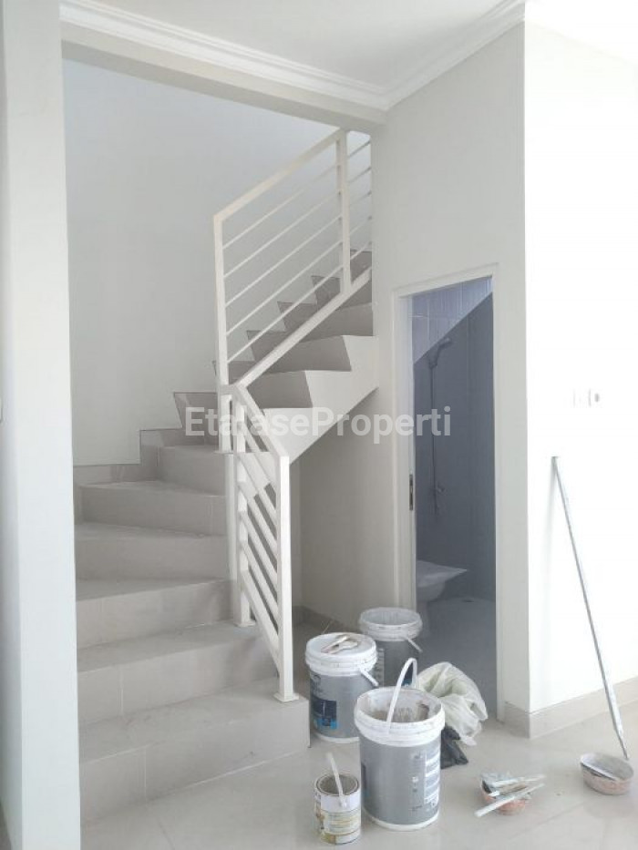 Foto properti Disewakan Rumah Puri Safira Regency CLUSTER GRAND SHANAYA Menganti Gresik 5