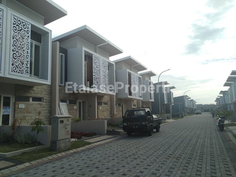 Foto properti Disewakan Rumah Puri Safira Regency CLUSTER GRAND SHANAYA Menganti Gresik 6