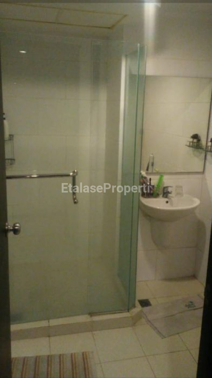 Foto properti DISEWAKAN APARTEMEN WATERPLACE TOWER E 4