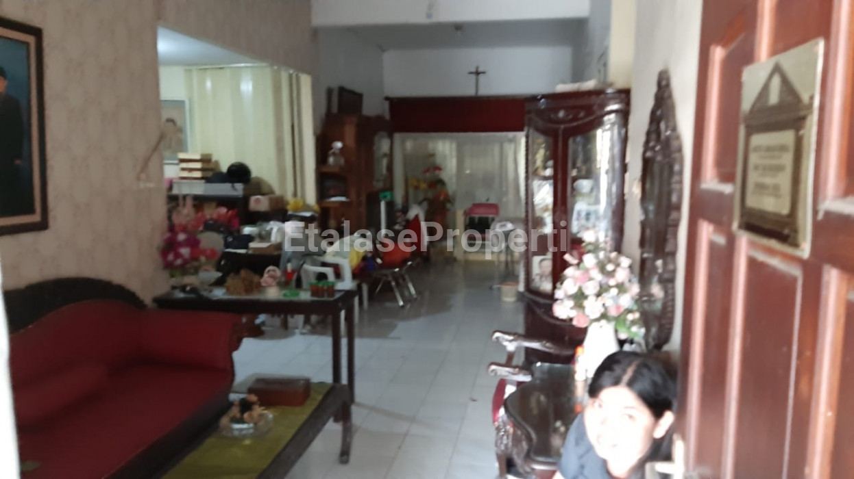 Foto properti Jual Rumah Perum Wiguna, Surabay Timur 5