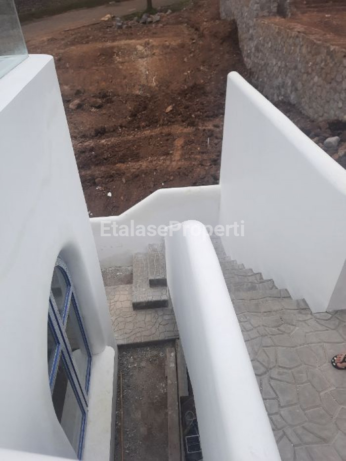 Foto properti Konsep Santorini Taman Dayu Villa Terdekat Dengan Surabaya Cluster Sagamore 5