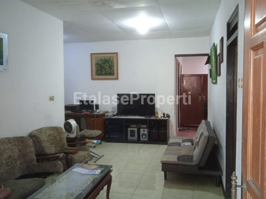 Foto properti Rumah Siap Huni Wisma Menanggal 6