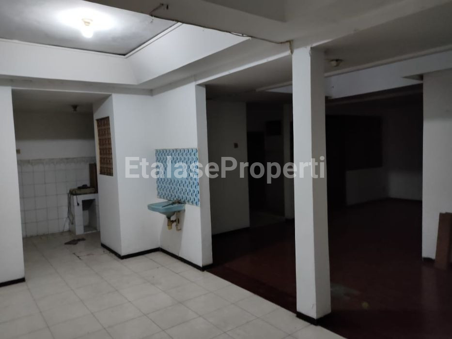 Foto properti Disewakan Rumah Siap Huni Menanggal Utara 4