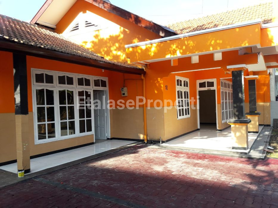 Foto properti JUAL CEPAT ! Rumah Siap Huni Gayungan 2