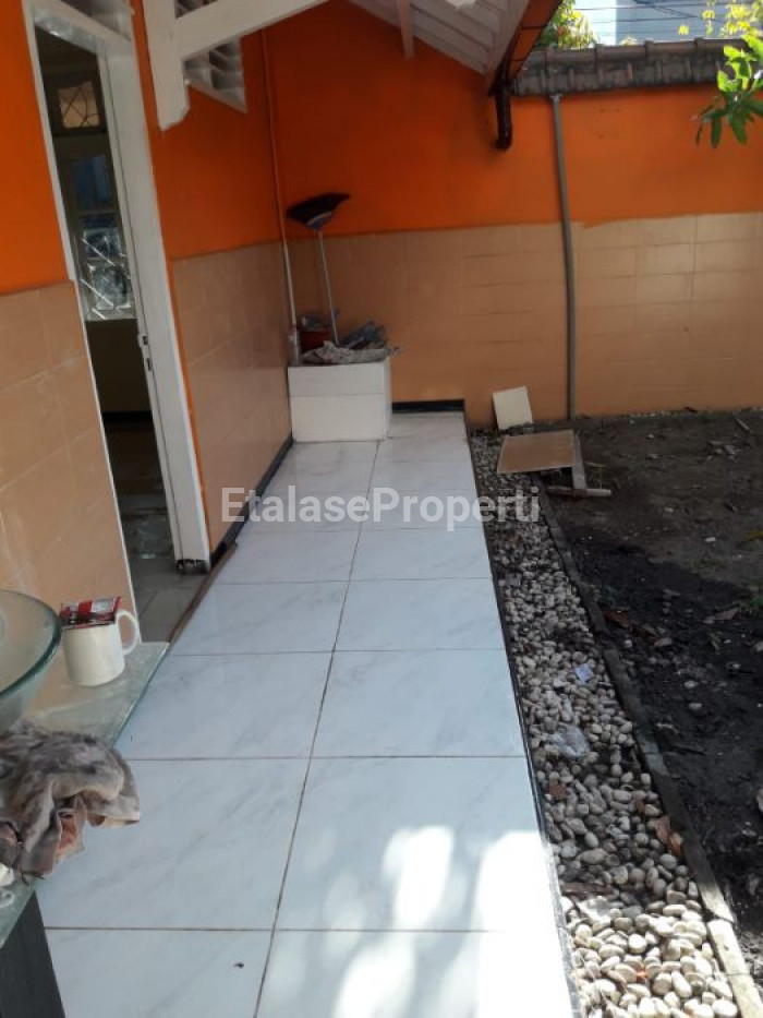 Foto properti JUAL CEPAT ! Rumah Siap Huni Gayungan 7