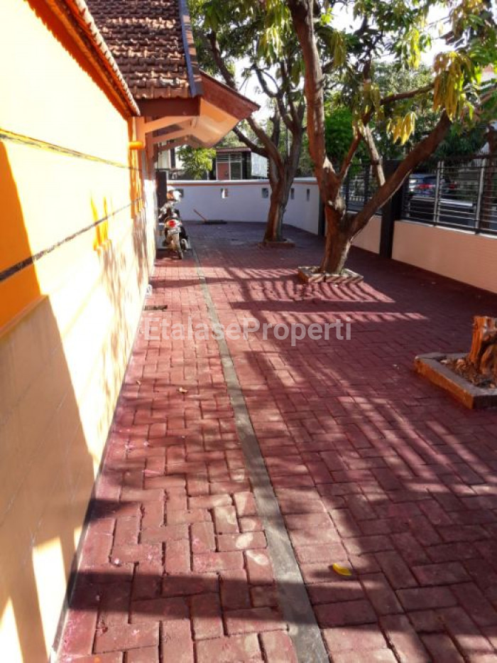 Foto properti JUAL CEPAT ! Rumah Siap Huni Gayungan 10