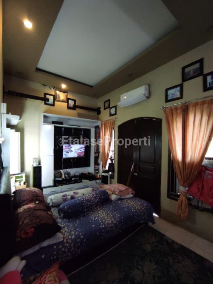 Foto properti Beli 1 Rumah Dapat GRATIS 1 Toko !!! 9