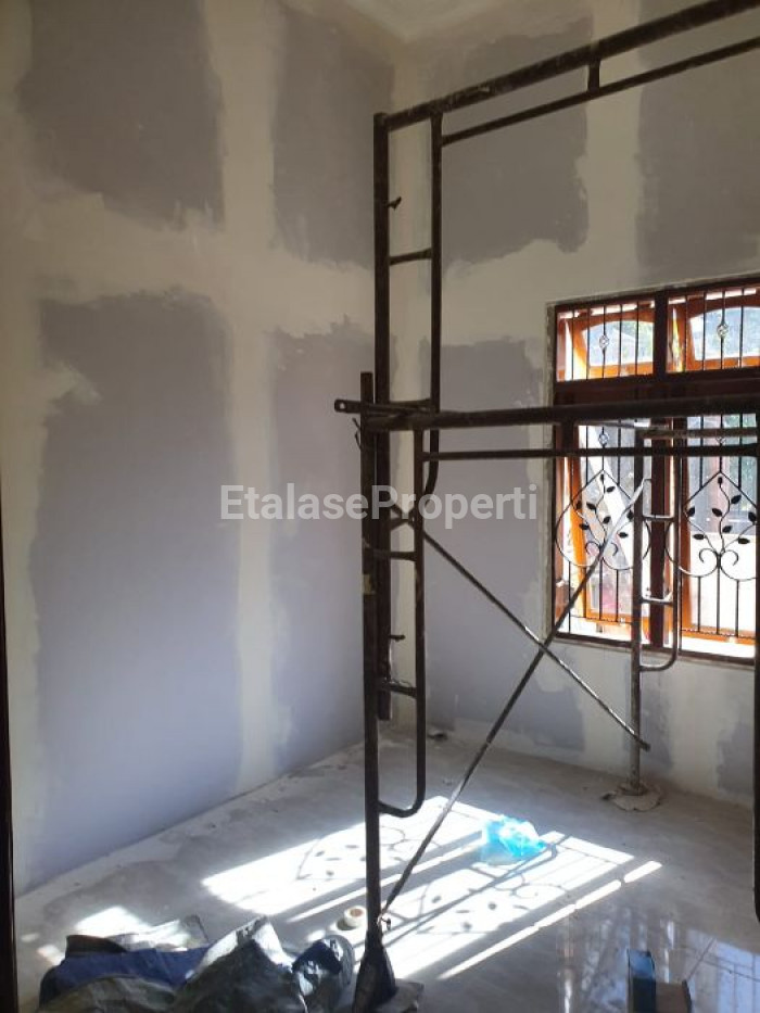 Foto properti Dijual Rumah BARU Siap Huni Pondok Wage Indah 2