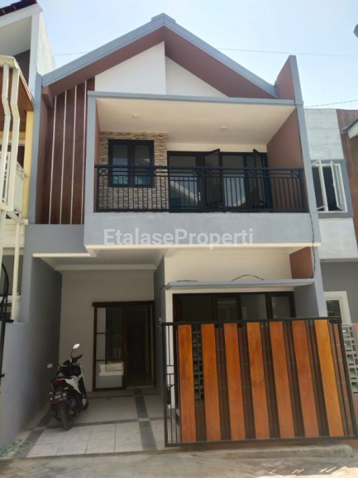 Foto properti Dijual Type Azora  Rumah Cantik Ditengah Kota Mojokerto 2