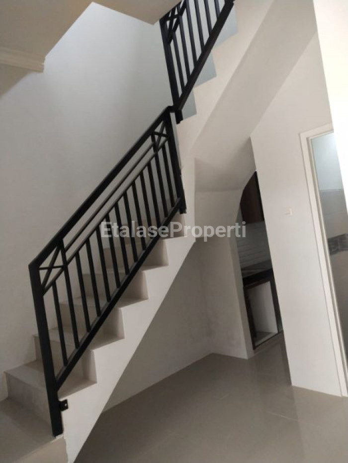 Foto properti Dijual Type Khusus Riverside Regency Rumah Cantik Ditengah Kota Mojokerto 6