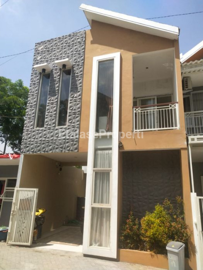 Foto properti Dijual Type Khusus Riverside Regency Rumah Cantik Ditengah Kota Mojokerto 7