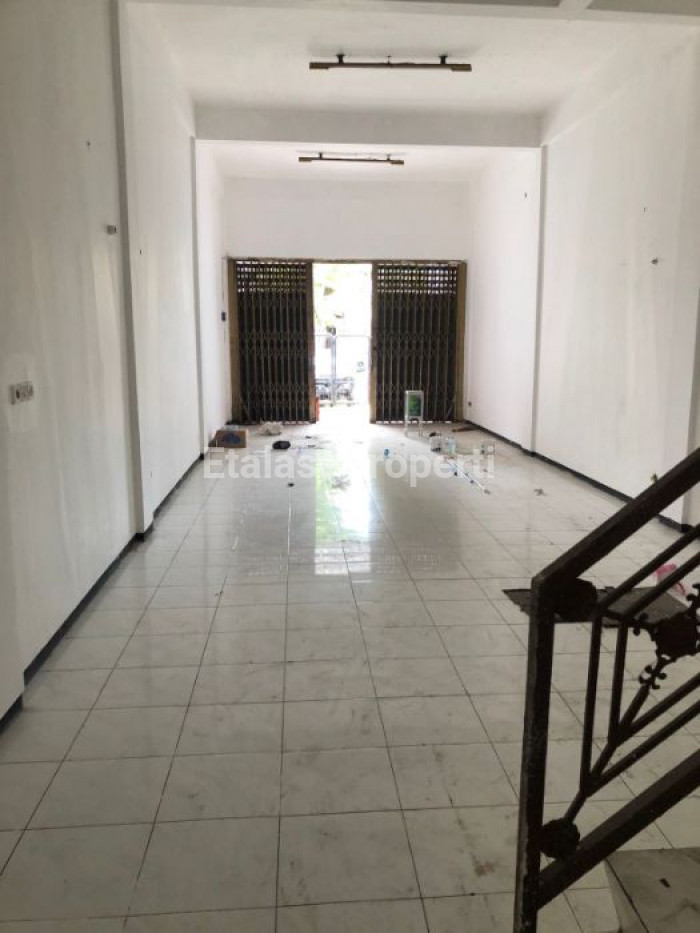 Foto properti Disewakan Ruko Di Daerah Klampis Semolo 4