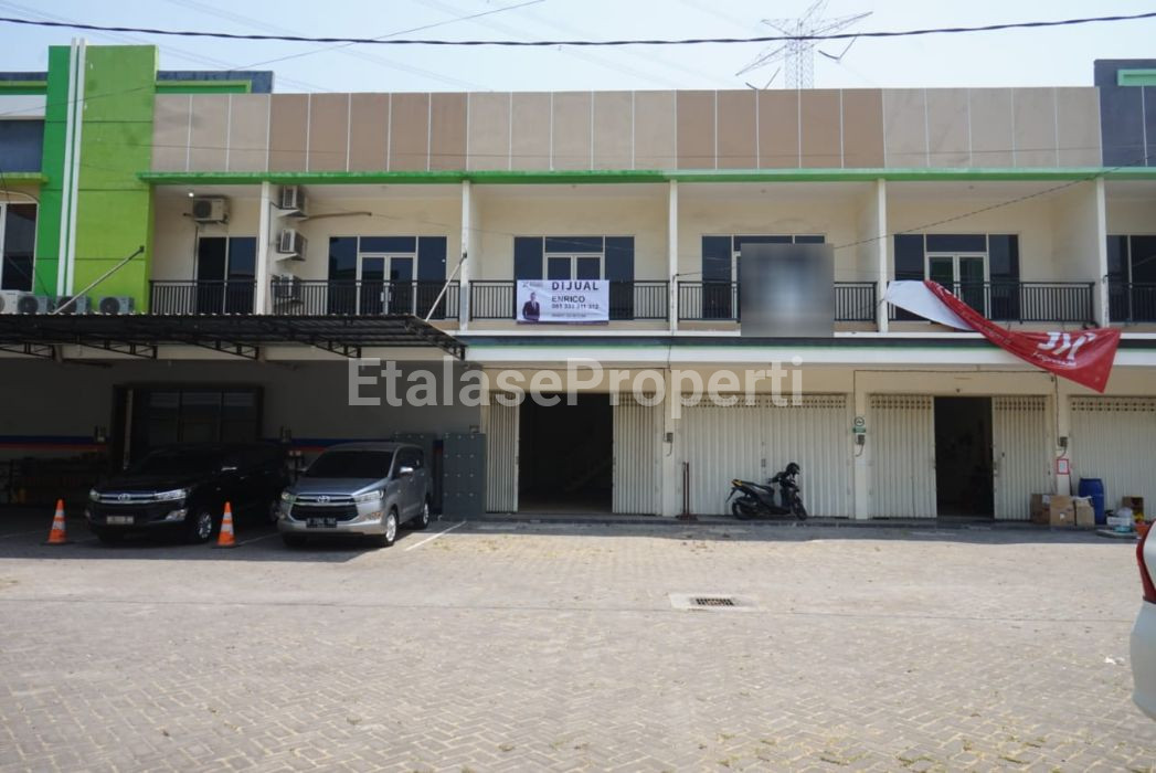 Foto properti *DIJUAL RUKO DI JL RAYA VETERAN DEKAT NATASHA SKIN CARE, GRESIK* 4