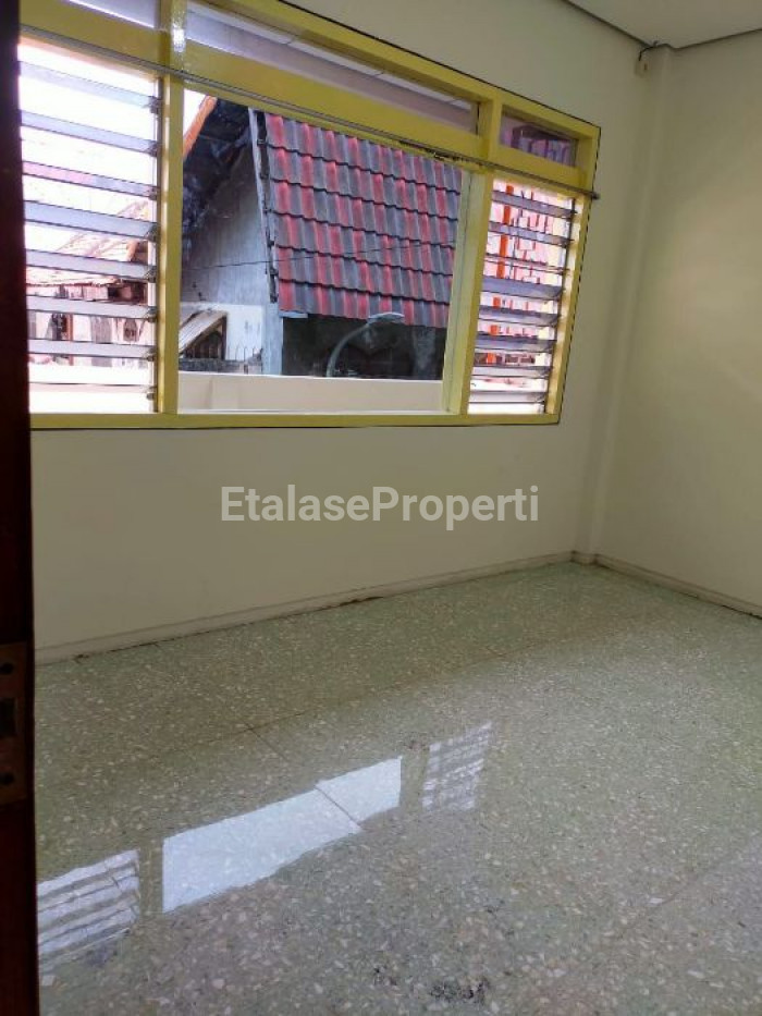 Foto properti Jual Rumah Di Tambak Bayan Surabaya Pusat 6