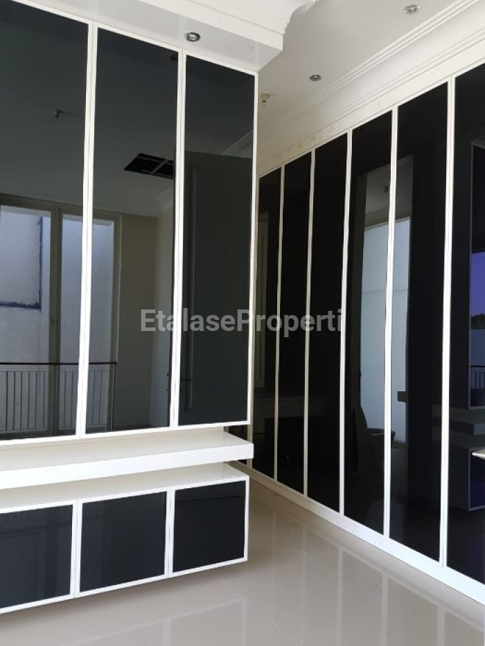 Foto properti Baru Gress LUX Rumah Villa Bukit Regency Pakuwon Indah 4