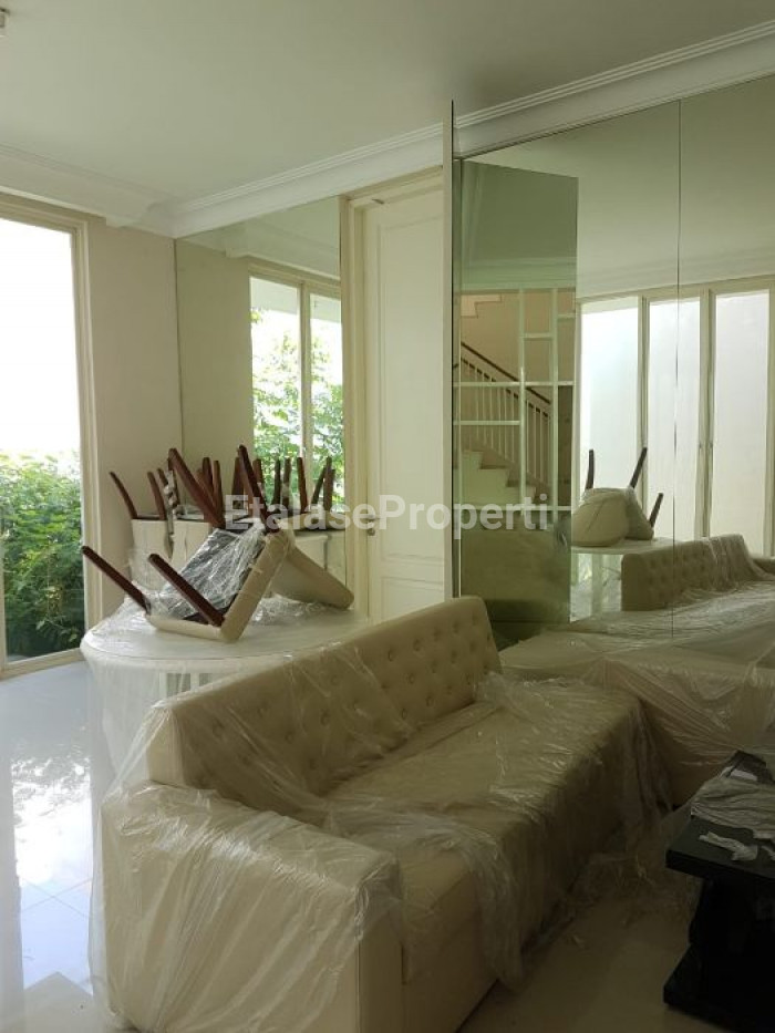 Foto properti Baru Gress LUX Rumah Villa Bukit Regency Pakuwon Indah 7