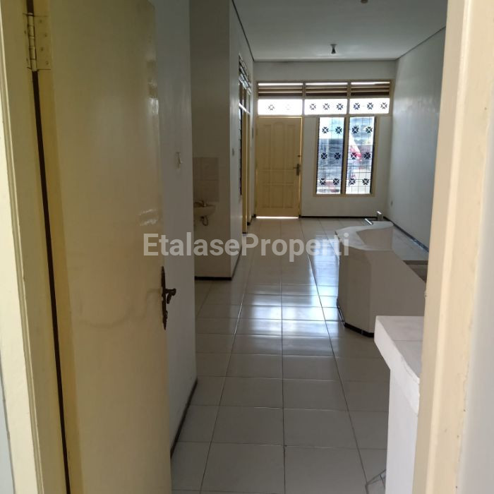 Foto properti Ruko Strategis Pinggir Jalan Raya Cocok Buat Usaha 4