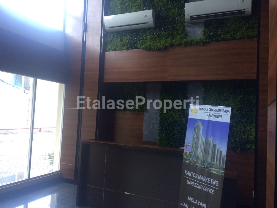 Foto properti Jual Apartemen Puncak Dharmahusada Baru Gress Furnish Bagus Type Studio 1